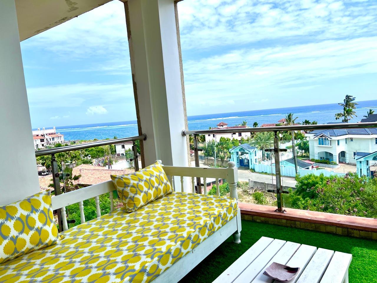 5 bedroom apartment Nyali