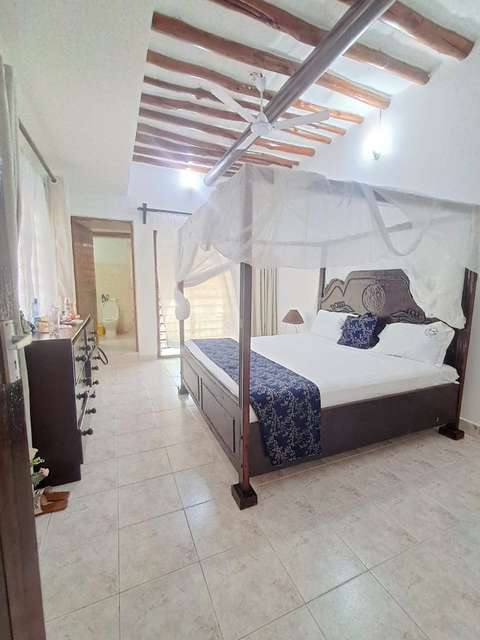 Diani 5br own compound Villa