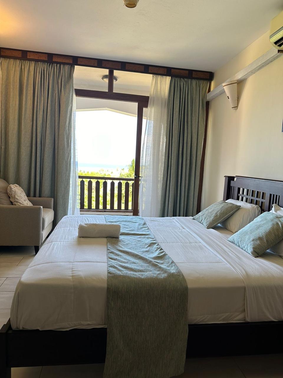 2bedroom beachfront in Diani