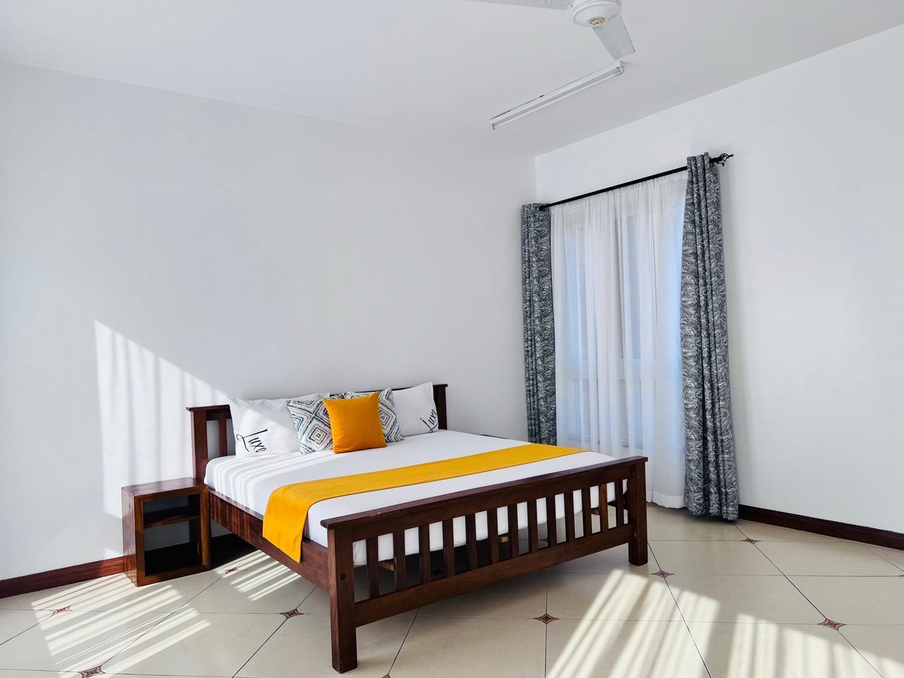 5 bedroom apartment Nyali