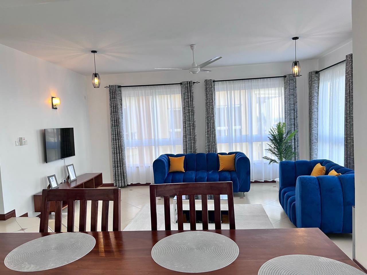 5 bedroom apartment Nyali