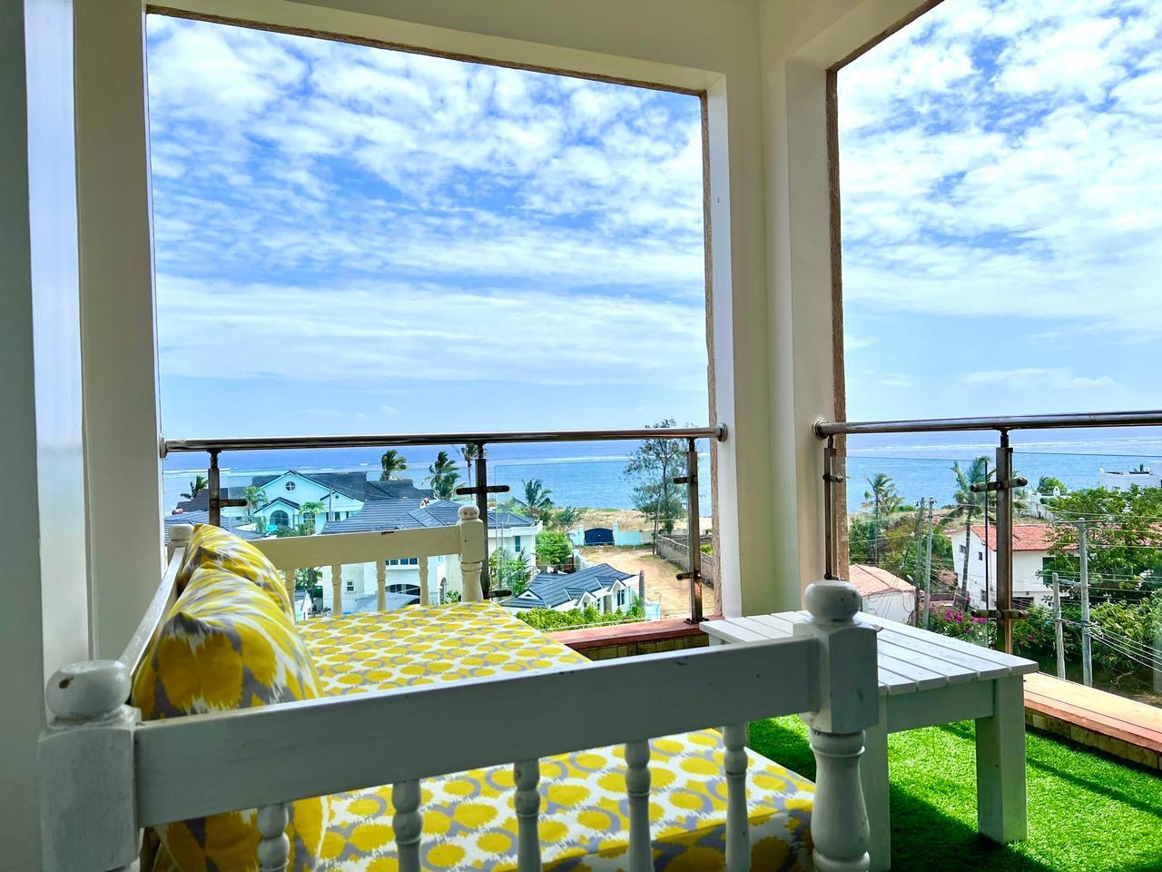 5 bedroom apartment Nyali