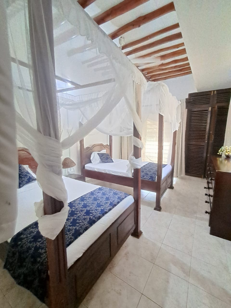 Diani 5br own compound Villa