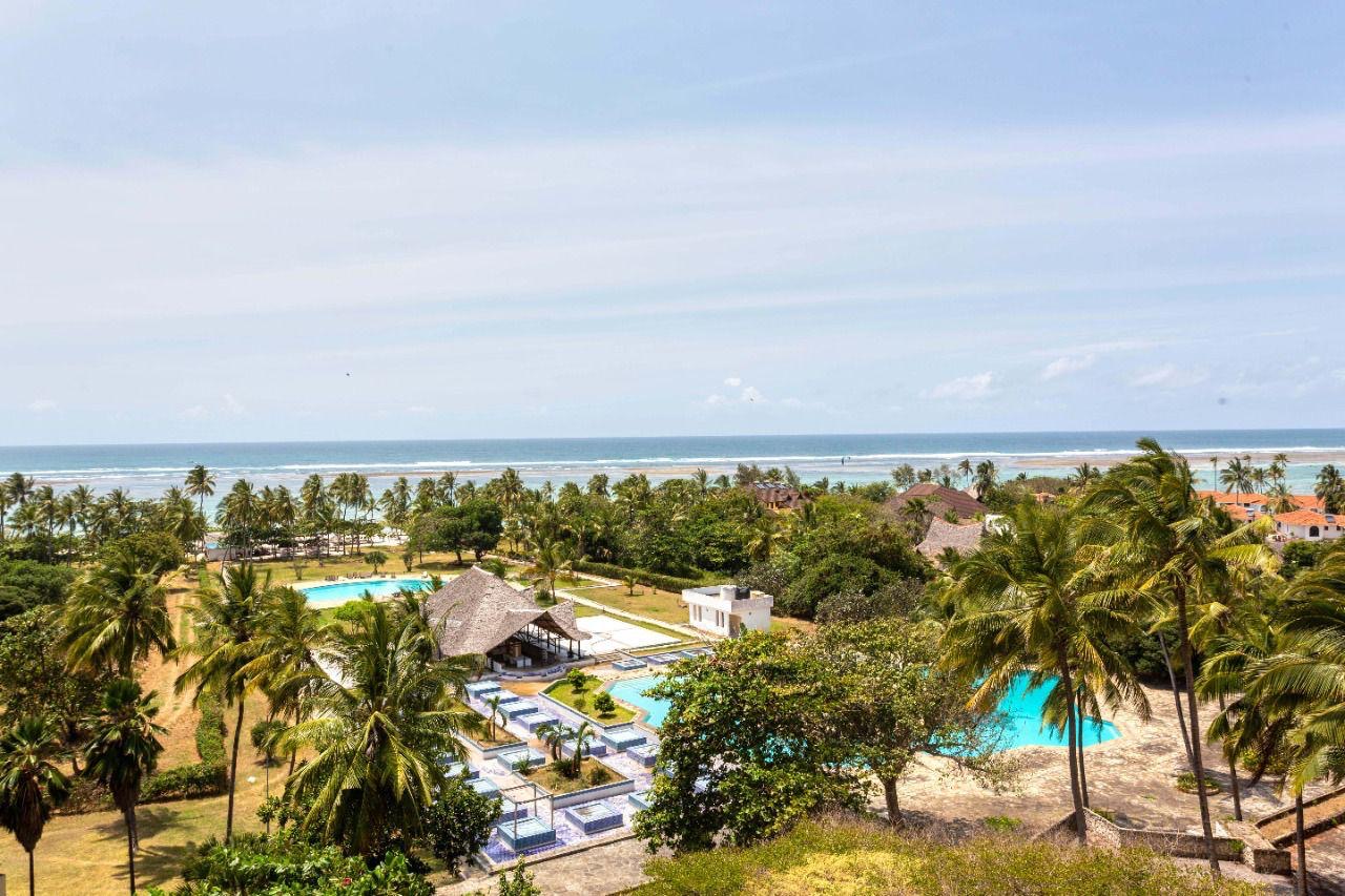 2bedroom beachfront in Diani