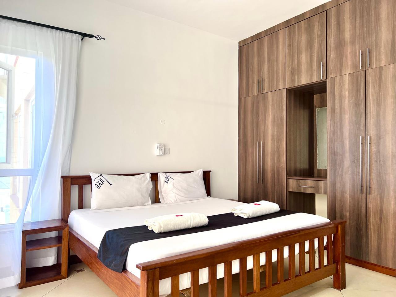 5 bedroom apartment Nyali